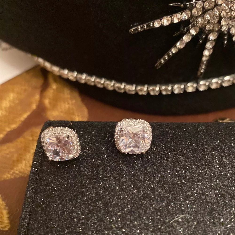 New 925 Sterling Silver Diamond Stud Earrings - Picture 7 of 9